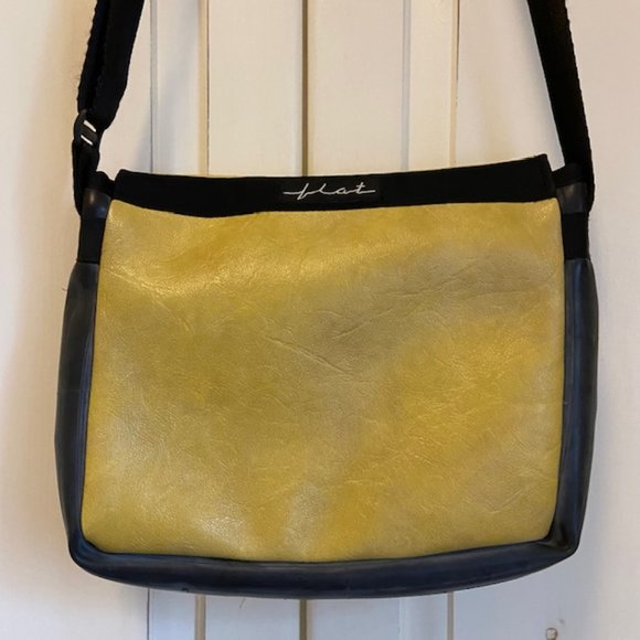 FLAT Yellow Messenger Bag - Picture 6 of 9